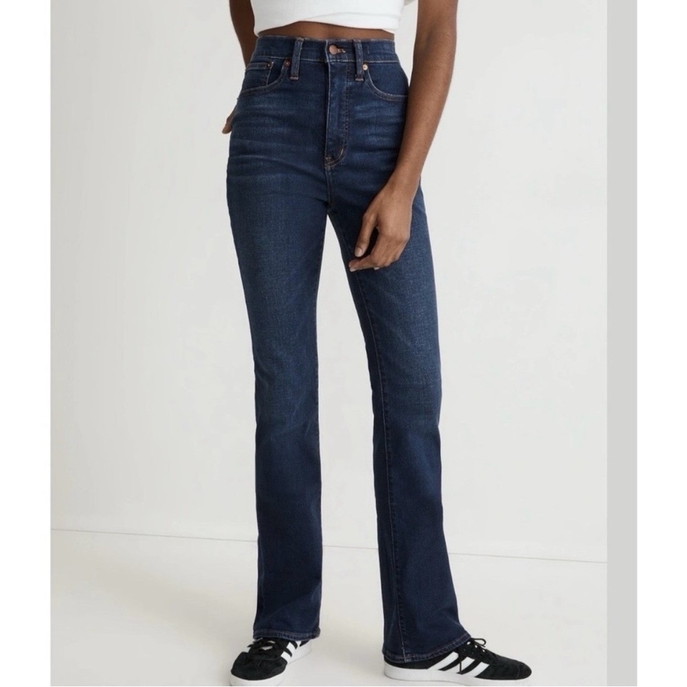 Madewell Skinny Flare Jeans in Dark Wash, size 32
